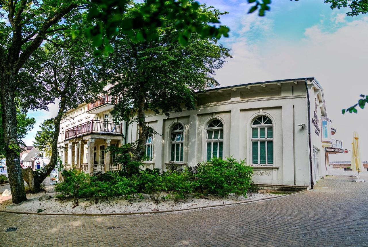 Hotel Apollo Darlowko Exterior foto